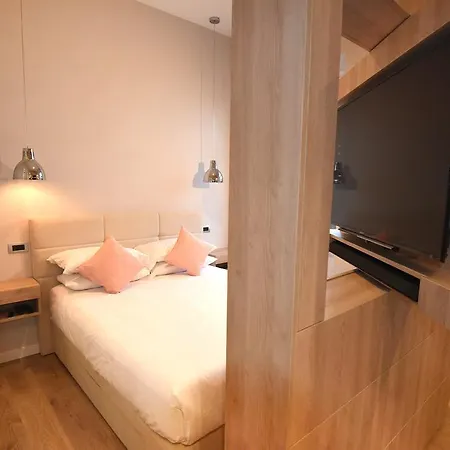 Lux No.6 Apartament